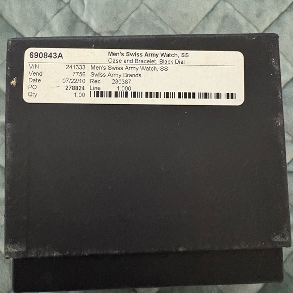 2010 Men’s Victorinox Swiss Army SS Black Dial -Vintage # 241333 - Picture 2 of 4